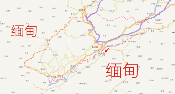 瑞丽市地图（红线部分），箭头指向部分为姐告。图自天地图，全国地理信息资源目录服务系统