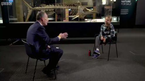 通贝里接受玛尔采访 视频截图 