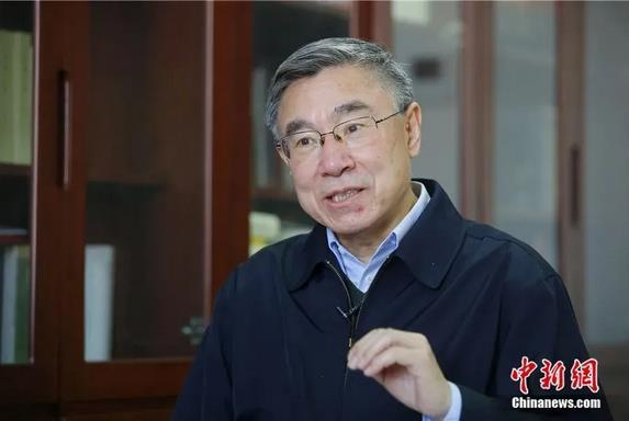 黄友义。中新社记者 王骏 摄