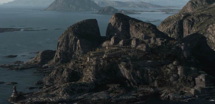 电影中，主人公家乡卡拉丹的标志场景     视频截图