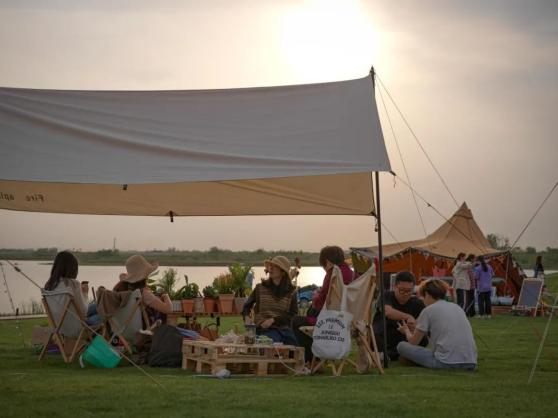 “年轻力”集聚的空港国际小镇 图片来源：华侨城提供