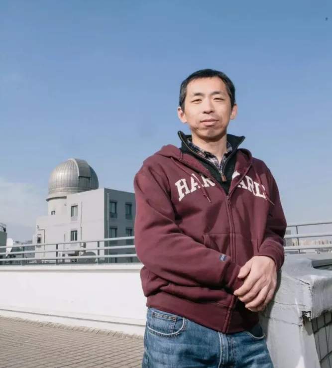 苟利军在国家天文台