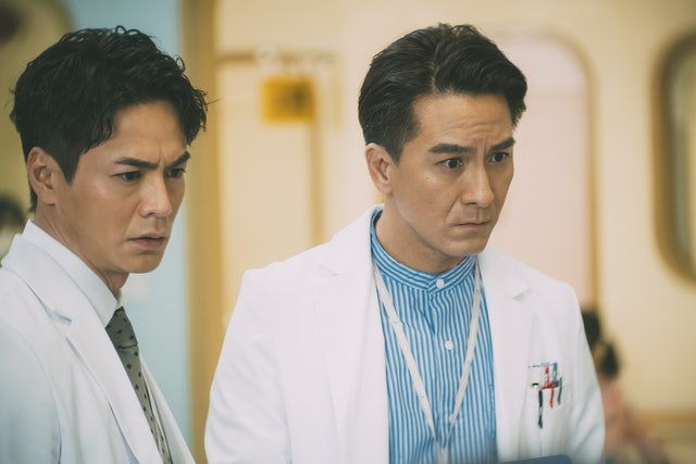 TVB两大台庆剧未能成功救收视,《星空下的仁医》口碑逆天
