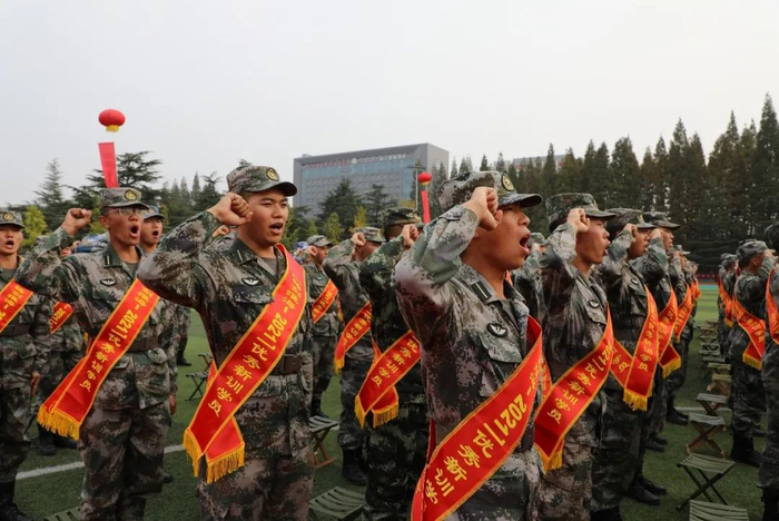 军校学员入学前后对比照,上线!