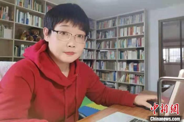 合肥学院语言文化与传媒学院副教授陈红燕线上授课 受访者提供
