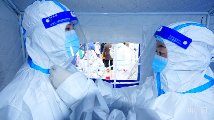 准备投入战斗（央广网记者张海东摄）