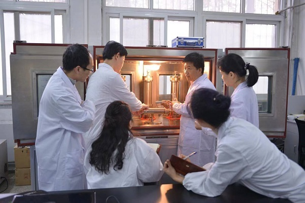 西安石油大学目前形成了油气勘探理论技术与工程应用等7大特色优势科研领域（央广网发 西石大供图）