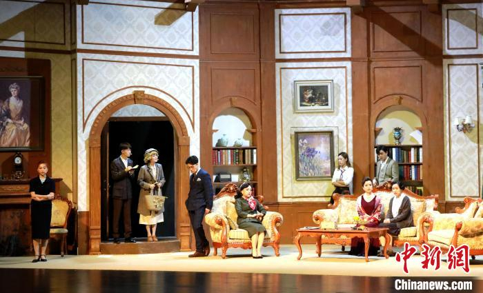 图为《谋杀启事》演出现在。　傅一洪 摄
