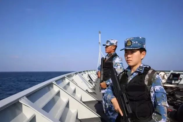 　△护航中的宋玺