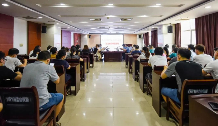 检察官为医务人员开展法治讲座