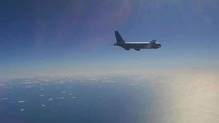 ▲资料图片：图为美国空军战略轰炸机B-1B。（人民视觉）