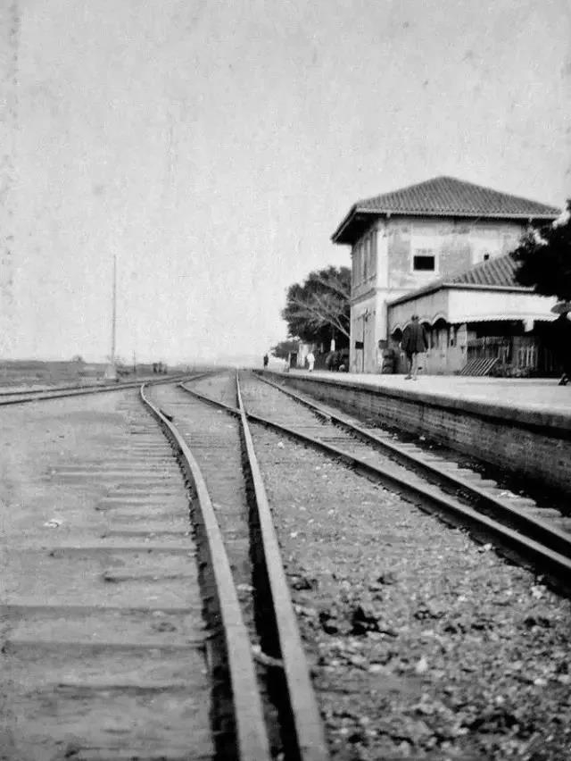 三水火车站的老照片 资料图