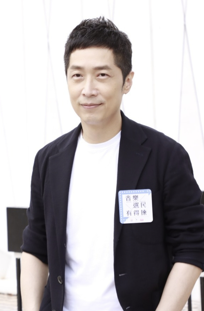 马浚伟自曝曾与乐易玲不和,两人同台拒绝合照,已放下恩怨成好友