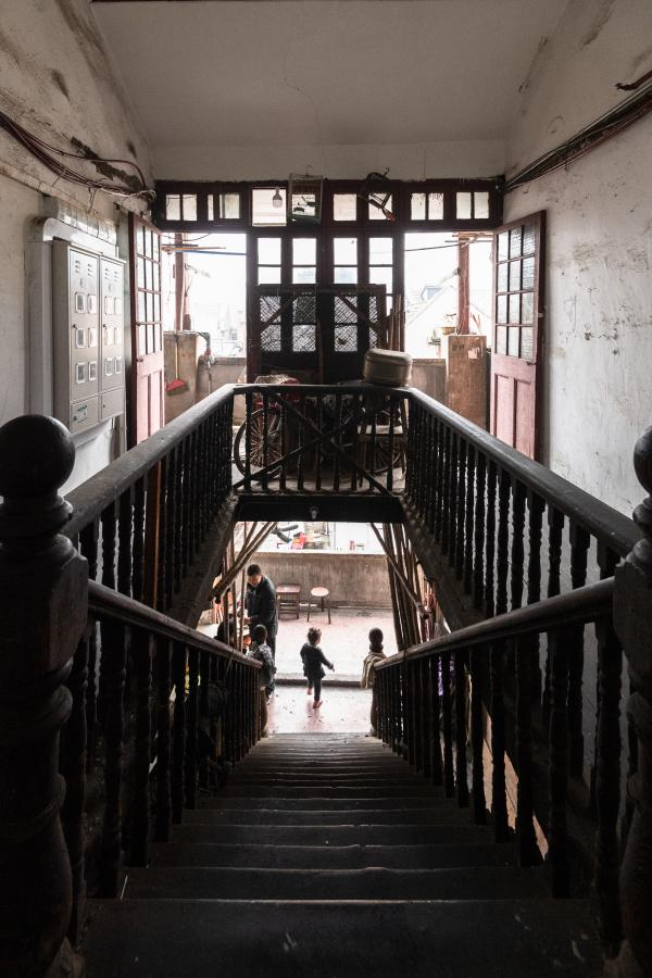 上海顺昌路，上海美专旧址三楼的木质楼梯。 徐明 图