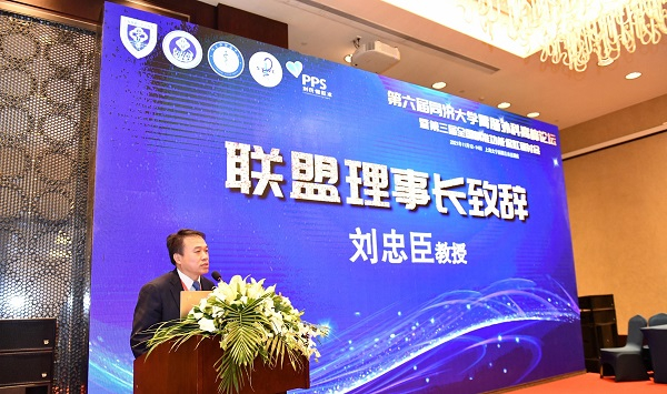 图说：刘忠臣教授 采访对象供图