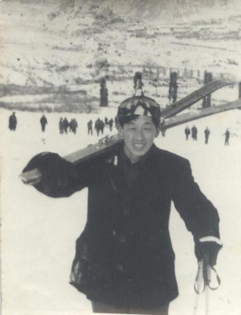 单兆鉴资料图片。