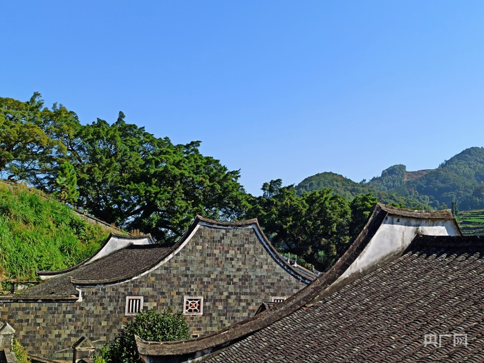 半月里村一角（央广网记者罗晓英摄）