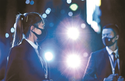 工作中的张美丽