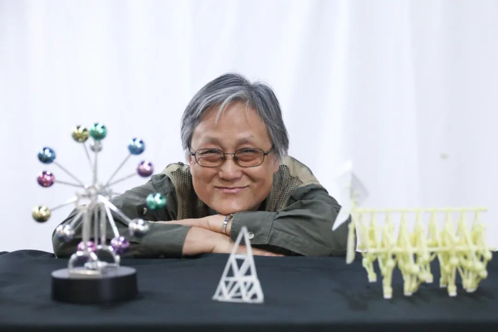 吴於人  来源：复旦大学出版社