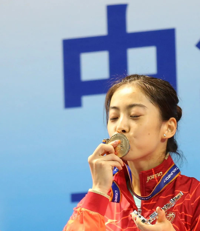 王适娴在27岁选择了退役