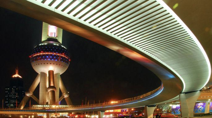 陆家嘴连廊。资料照片