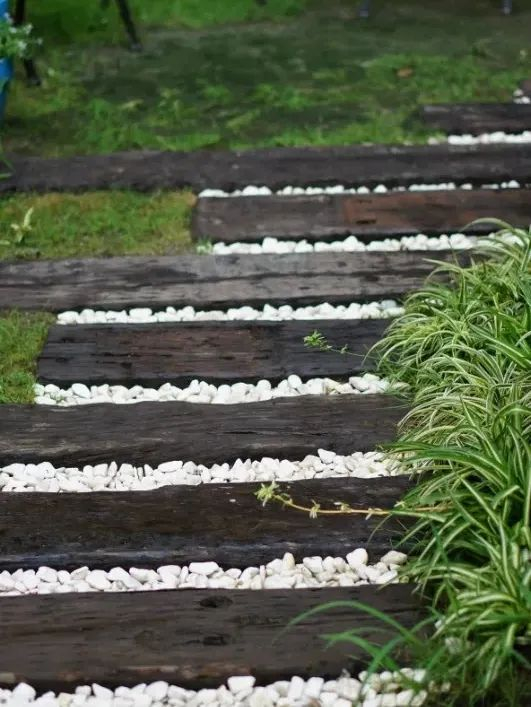 花园汀步设计，学会这项技能，许你一段满满的诗意！|庭院|景观|台阶|自然|石材_新浪新闻