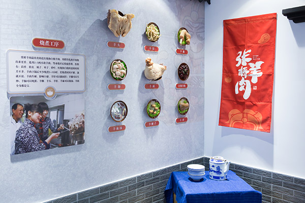 图说：张桥非遗展示馆内景