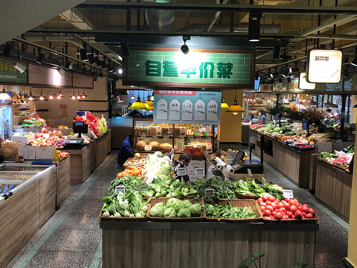 乌中市集自营的一处平价菜摊