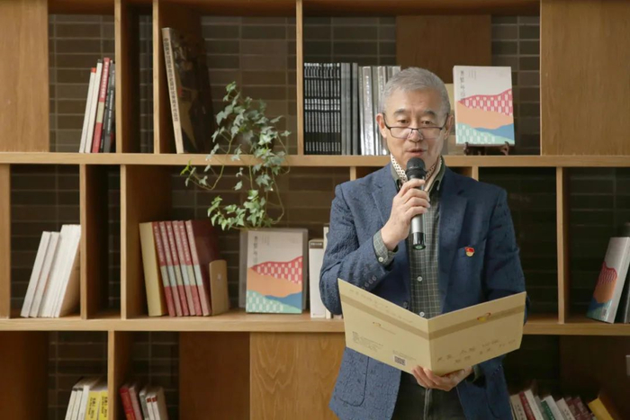 　　深圳市关爱行动公益基金会理事长张占恒致辞