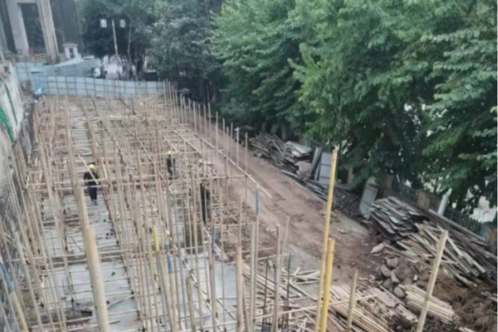 建川博物馆黄杨路入口停车场修建（央广网发 重庆市停车管理事务中心供图）