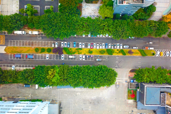 整洁有序的停车场（央广网发 重庆市停车管理事务中心供图）