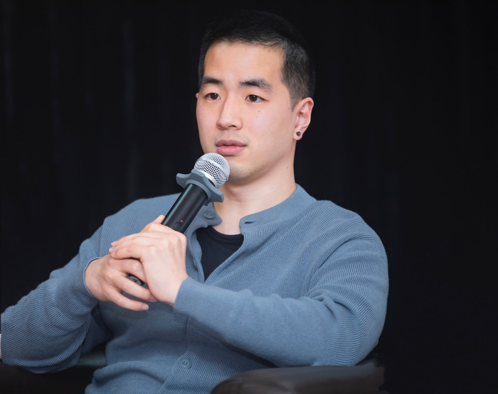 Tian-You Zheng在分享会现场 上海法语培训中心 图