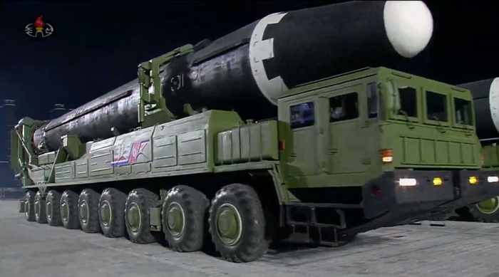 “火星-15”导弹。