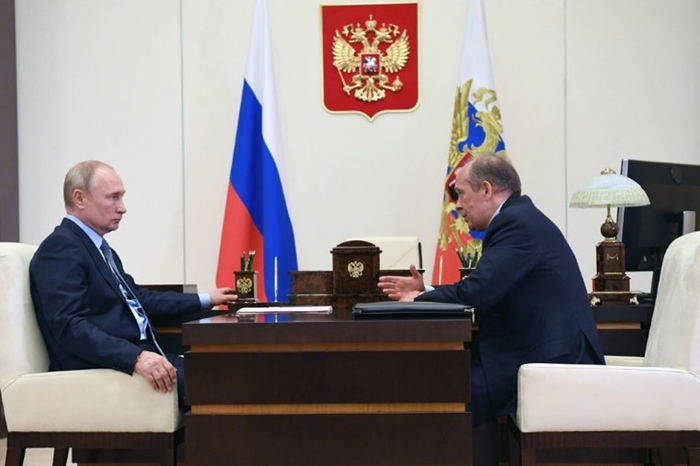 2020年6月16日，老博尔特尼科夫向普京总统汇报反恐工作。