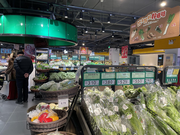 京客隆超市北京劲松商城店。新京报记者 王萍摄