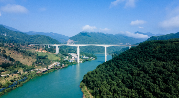 彭文昌 张红林 张伟锋 摄