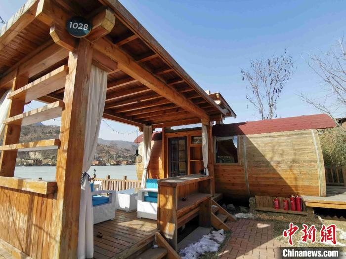 多种主题各异、特色鲜明的民宿聚落，融合了不同的文旅业态。　赵晓 摄