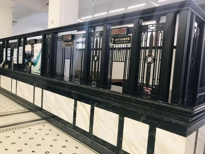 ▲根据老照片恢复的柜台栏杆