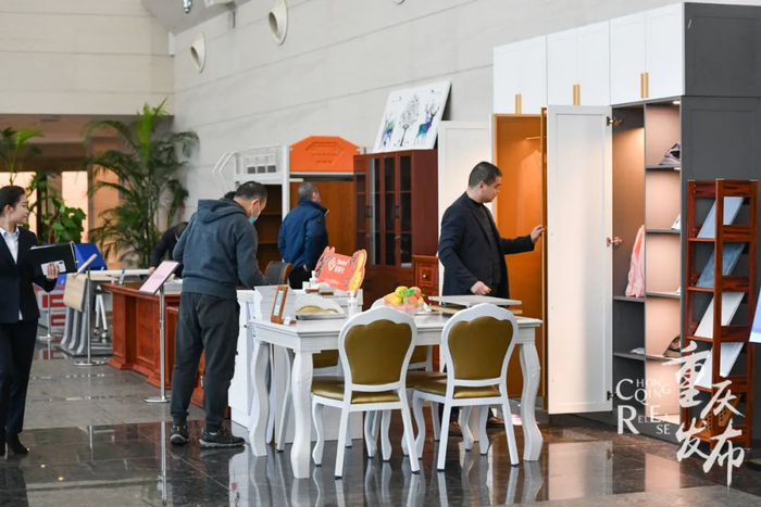 全铝家居样品展示 邹乐 摄