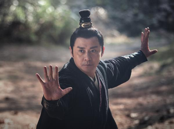 邢岷山饰演段桐舟