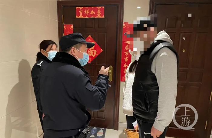 ▲12月5日，警方依法对养狗夫妇进行调查。图片来源/西安警方