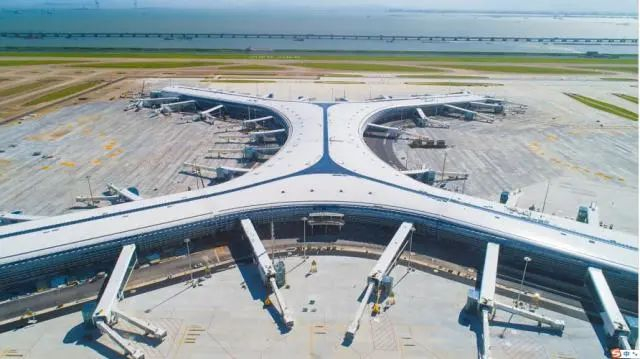 ▲深圳机场卫星厅