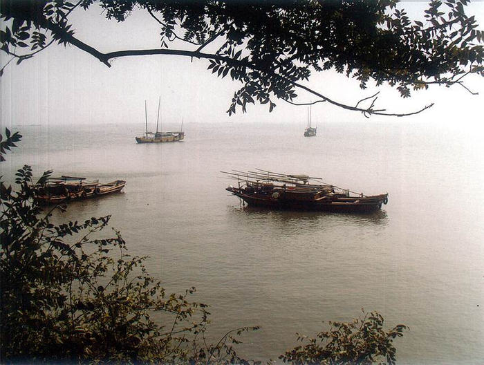 （《古运回望图》创作采风图片，企业供图，央广网发）