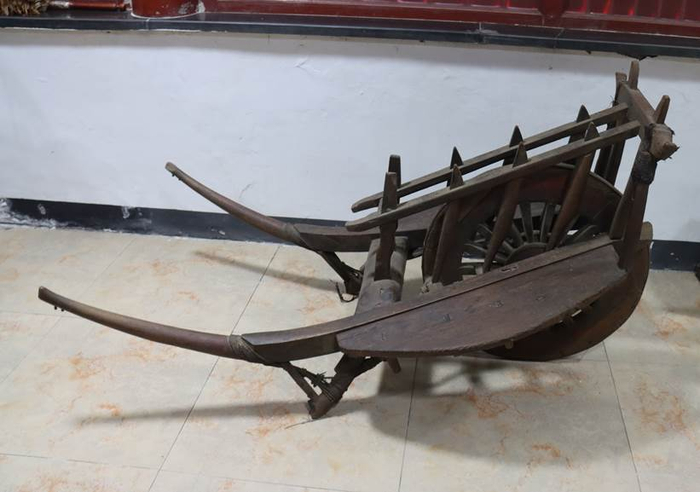 （大运河翰林民俗博物馆收藏的独轮手推车之四，企业供图，央广网发）