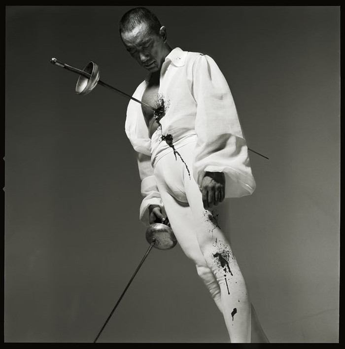 “决斗者之死” 图片来源：Kishin Shinoyama
