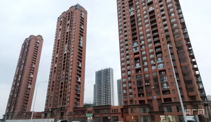 庆大香格经典二期20、21、22号3栋楼（央广网发 吕文卫摄）