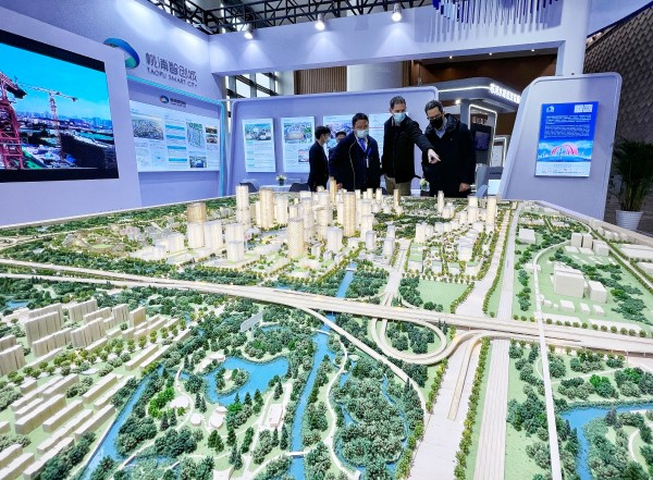 图说：讨论现场