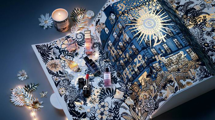 迪奥（DIOR） 2021 圣诞倒数月历。