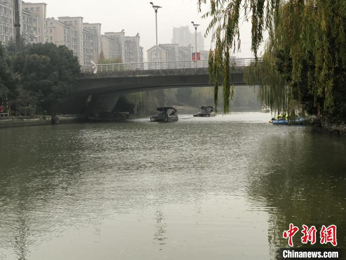 涉事水面宽阔。　孙权 摄