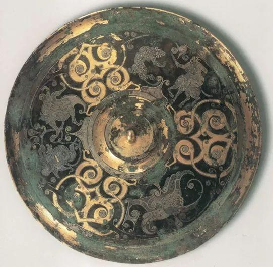 图1：战国错金银狩猎纹镜（日本永清文库藏）